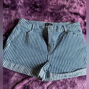 ❌SOLD❌ PINSTRIPE SHORTS